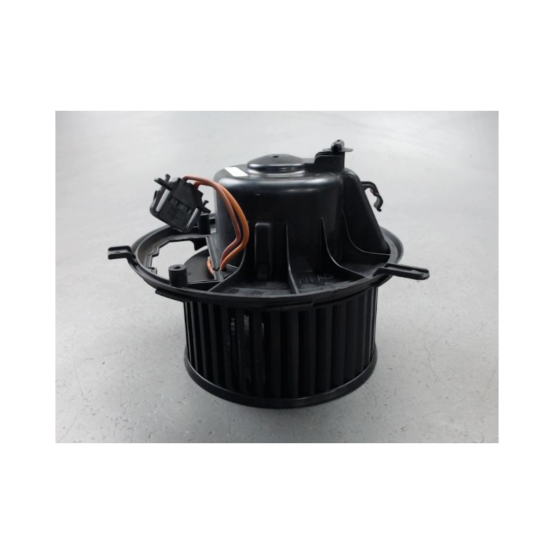 MOTEUR VENTILATEUR CHAUFFAGE SKODA YETI