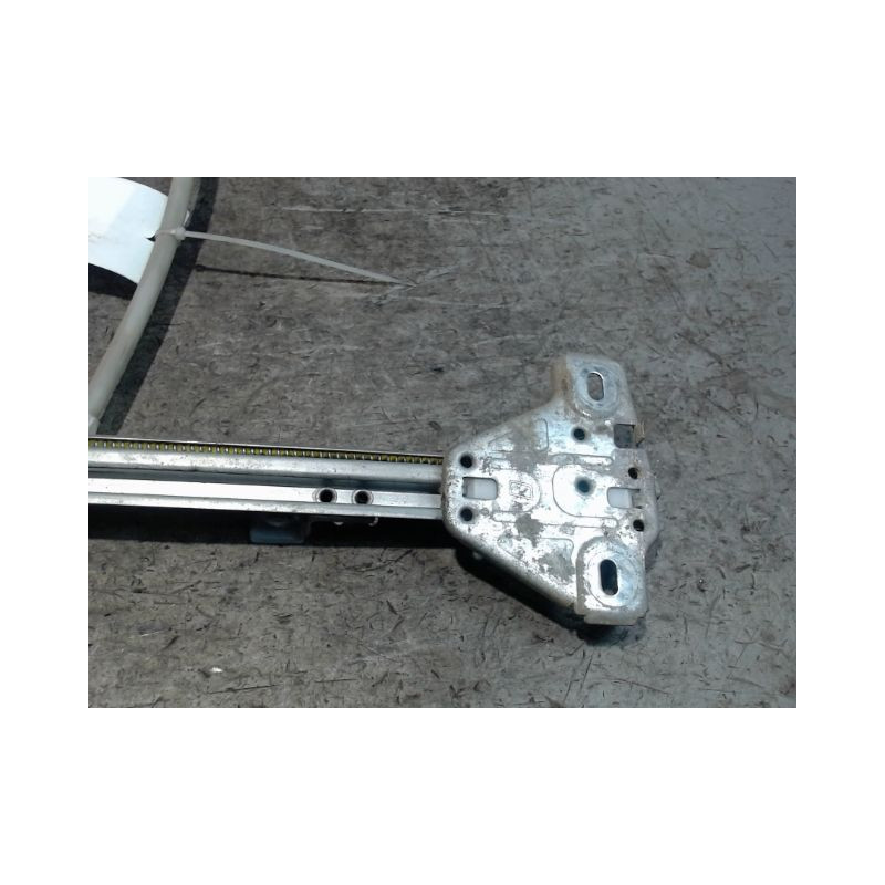 MECANISME LEVE-GLACE AVANT DROIT NISSAN INTERSTAR