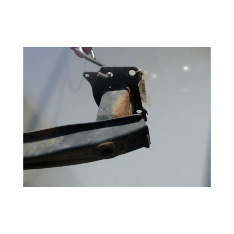 RENFORT PARE-CHOC AVANT VOLKSWAGEN CADDY COMBI 2004-