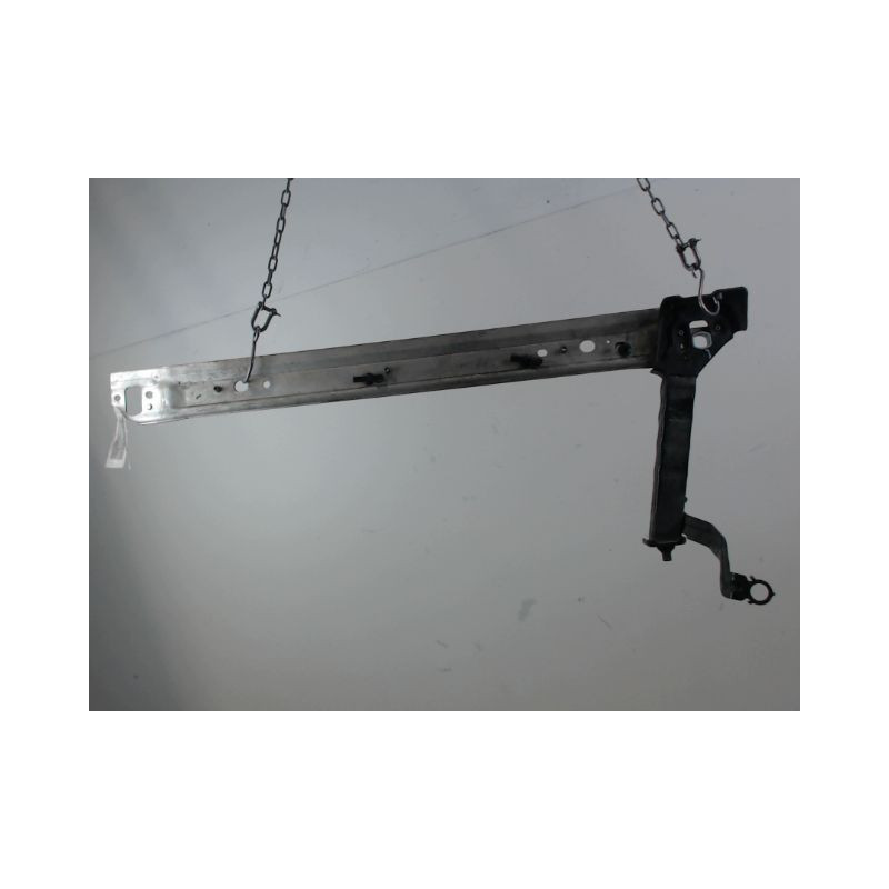 TRAVERSE INFERIEURE ARMATURE AVANT RENAULT MEGANE