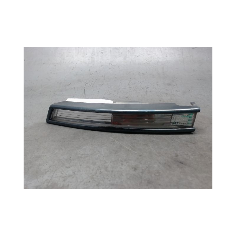 CLIGNOTANT GAUCHE VOLKSWAGEN PASSAT 2005-