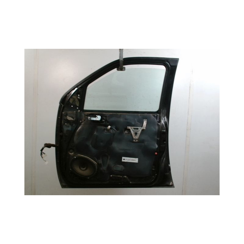PORTE AVANT DROIT NISSAN NAVARA