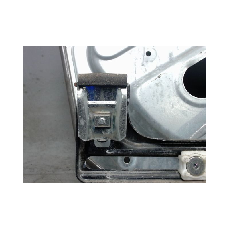 MECANISME+MOTEUR LEVE-GLACE AVANT DROIT FORD KUGA -2008