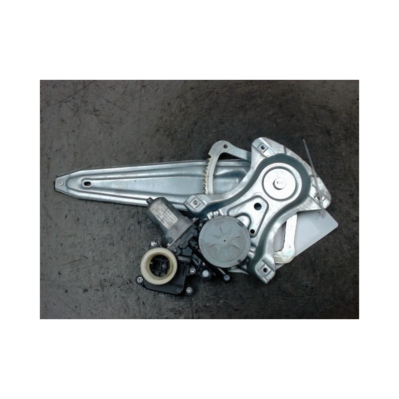MECANISME+MOTEUR LEVE-GLACE ARRIERE GAUCHE TOYOTA AURIS