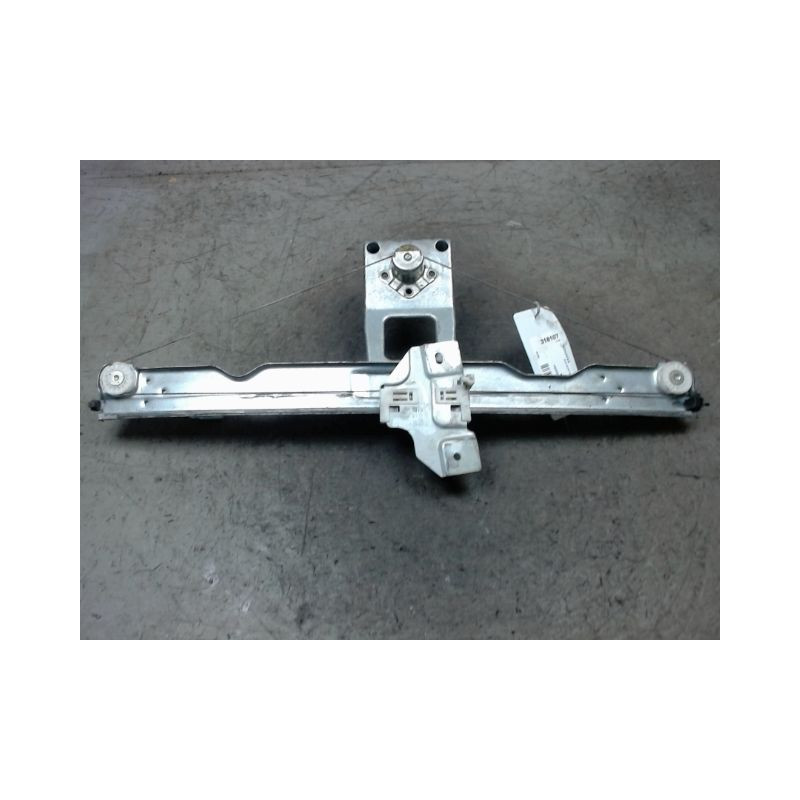 MECANISME LEVE-GLACE AVANT DROIT DACIA SANDERO 2008-