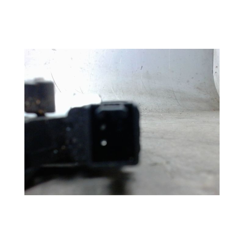 MECANISME+MOTEUR LEVE-GLACE ARRIERE DROIT MAZDA MAZDA 2