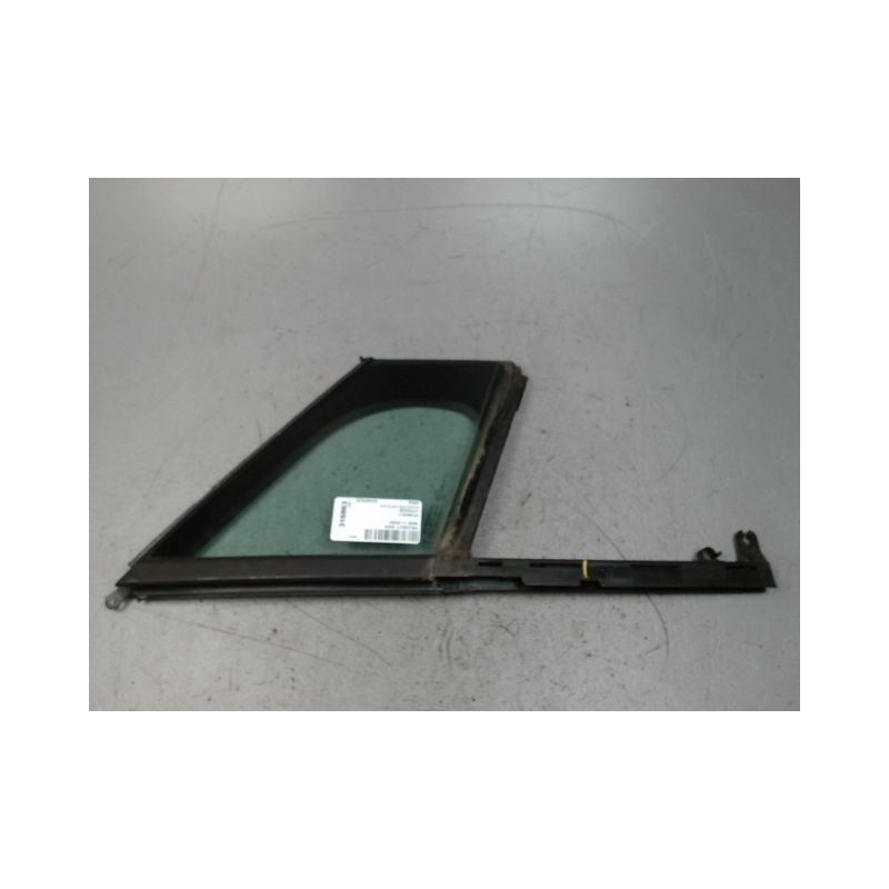 GLACE FIXE PORTE AVD PEUGEOT 5008 2009-