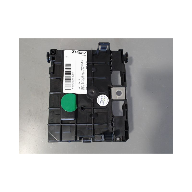 BOITE A FUSIBLES PEUGEOT 5008