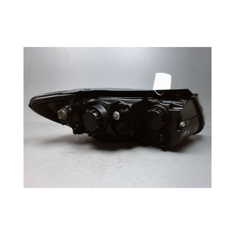 PHARE GAUCHE HYUNDAI SANTA FE 4X4 00-