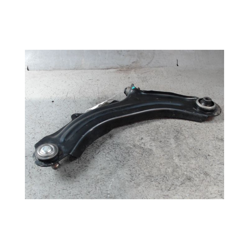 TRIANGLE INFERIEUR AVANT DROIT RENAULT SCENIC II PH2 2006-