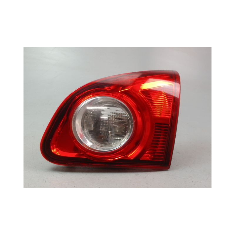 FEU ARRIERE INTERIEUR DROIT NISSAN QASHQAI BREAK I Phase 1 2007-2010