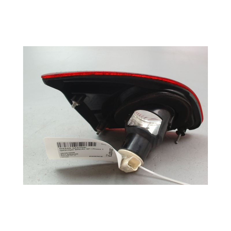 FEU ARRIERE INTERIEUR DROIT NISSAN QASHQAI BREAK I Phase 1 2007-2010