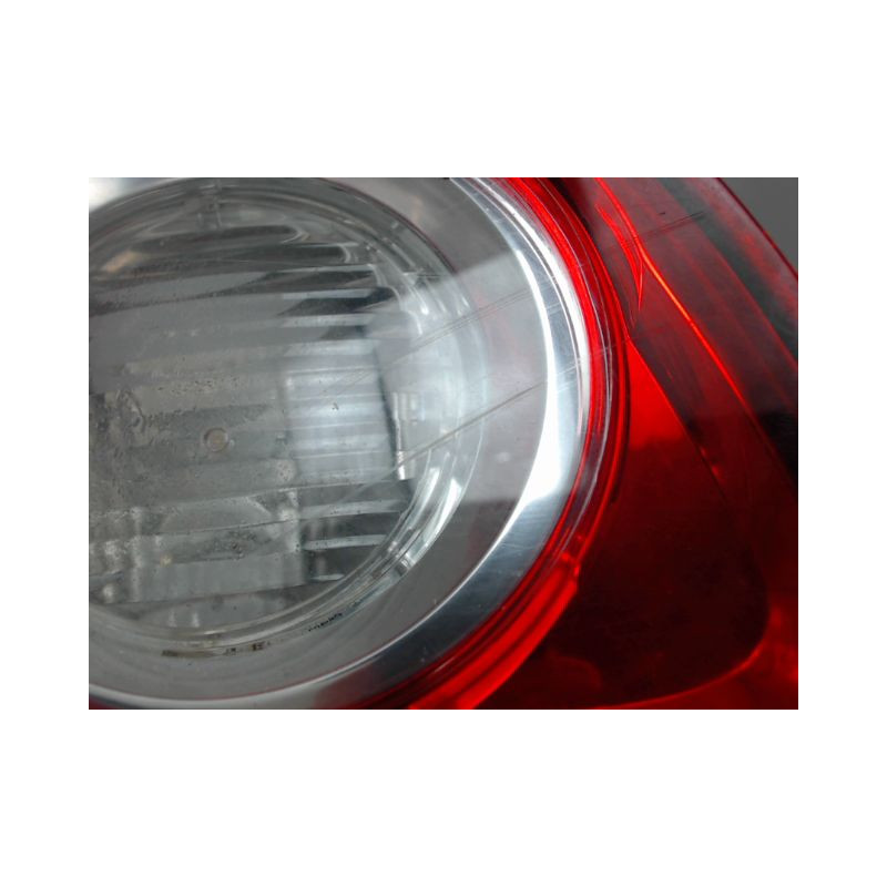 FEU ARRIERE INTERIEUR GAUCHE NISSAN QASHQAI BREAK I Phase 1 2007-2010