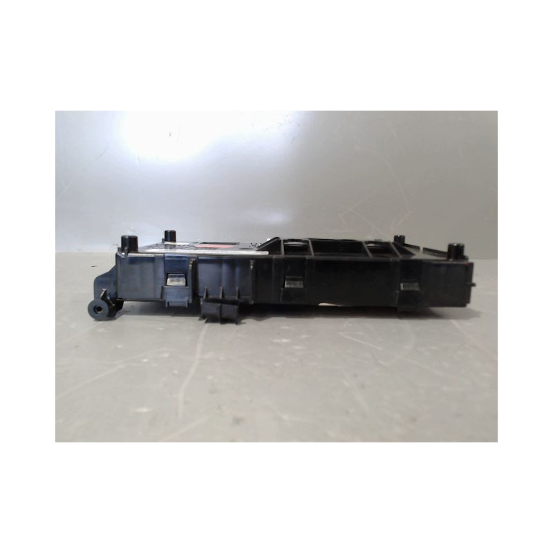 BOITIER GESTION HABITACLE RENAULT CLIO