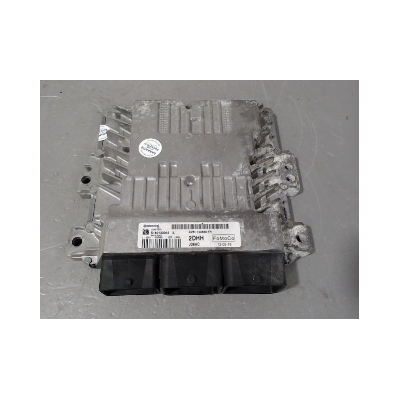 CALCULATEUR MOTEUR FORD C-MAX