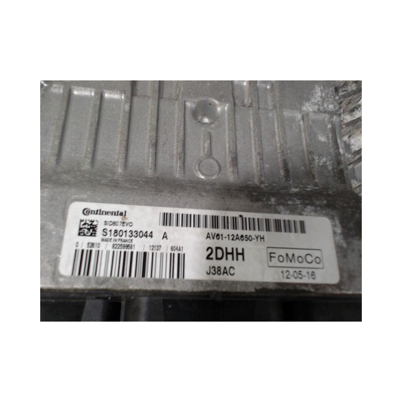 CALCULATEUR MOTEUR FORD C-MAX