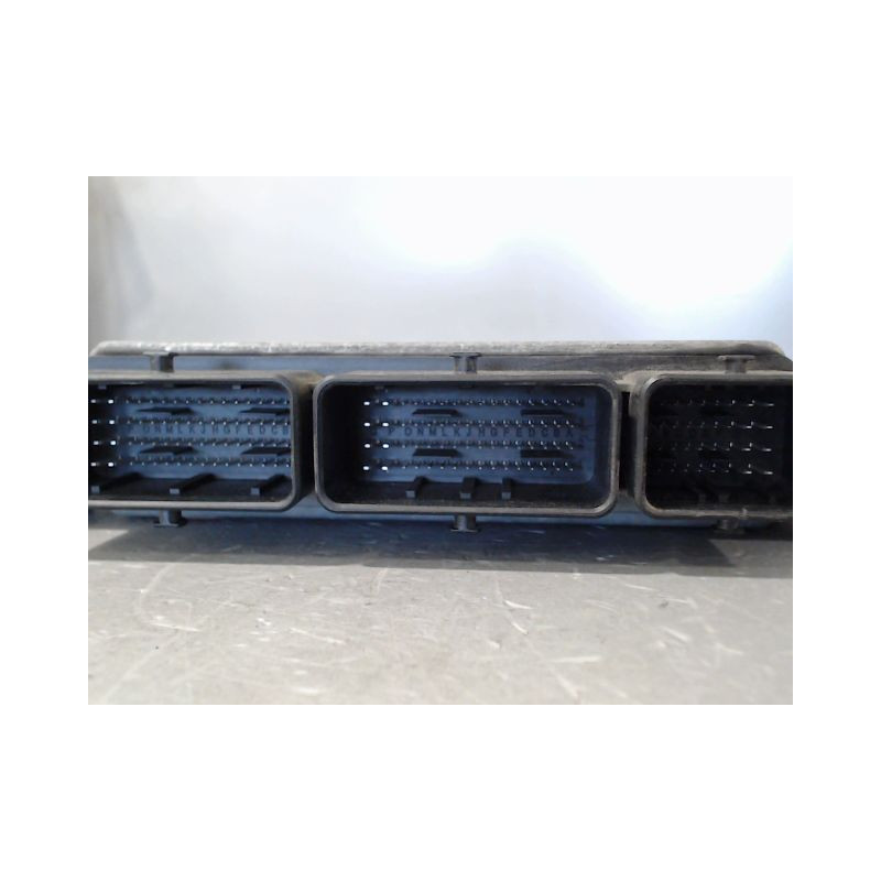 CALCULATEUR MOTEUR NISSAN PULSAR
