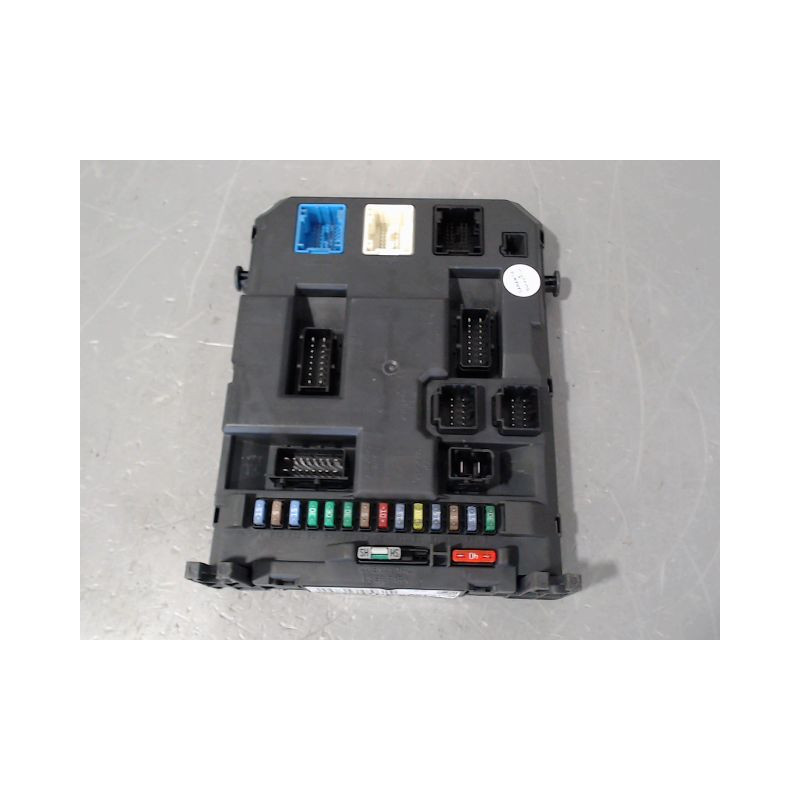 BOITIER GESTION HABITACLE CITROEN DS3