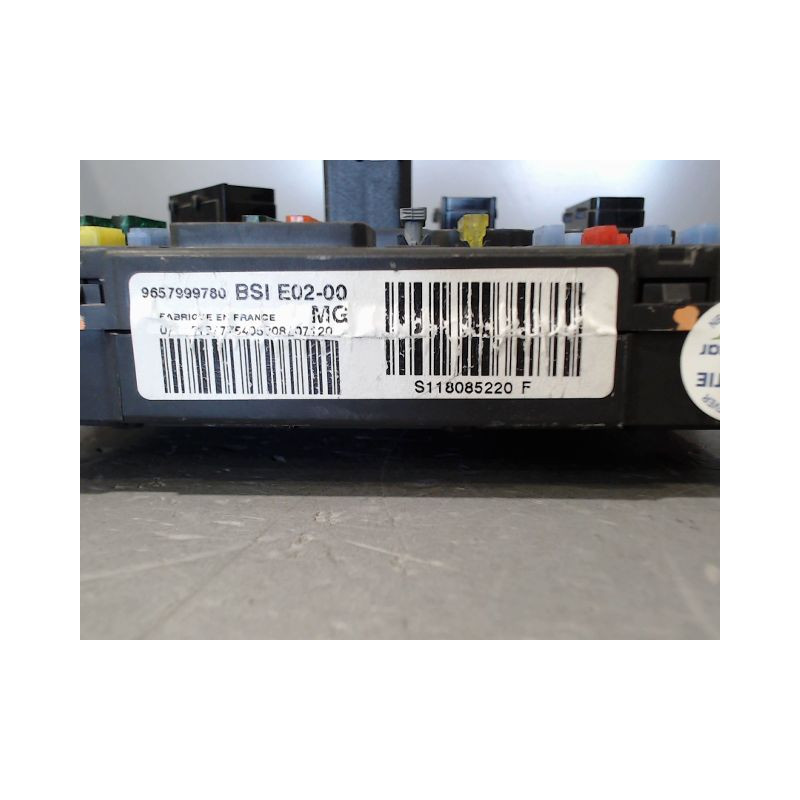 BOITIER GESTION HABITACLE PEUGEOT 206