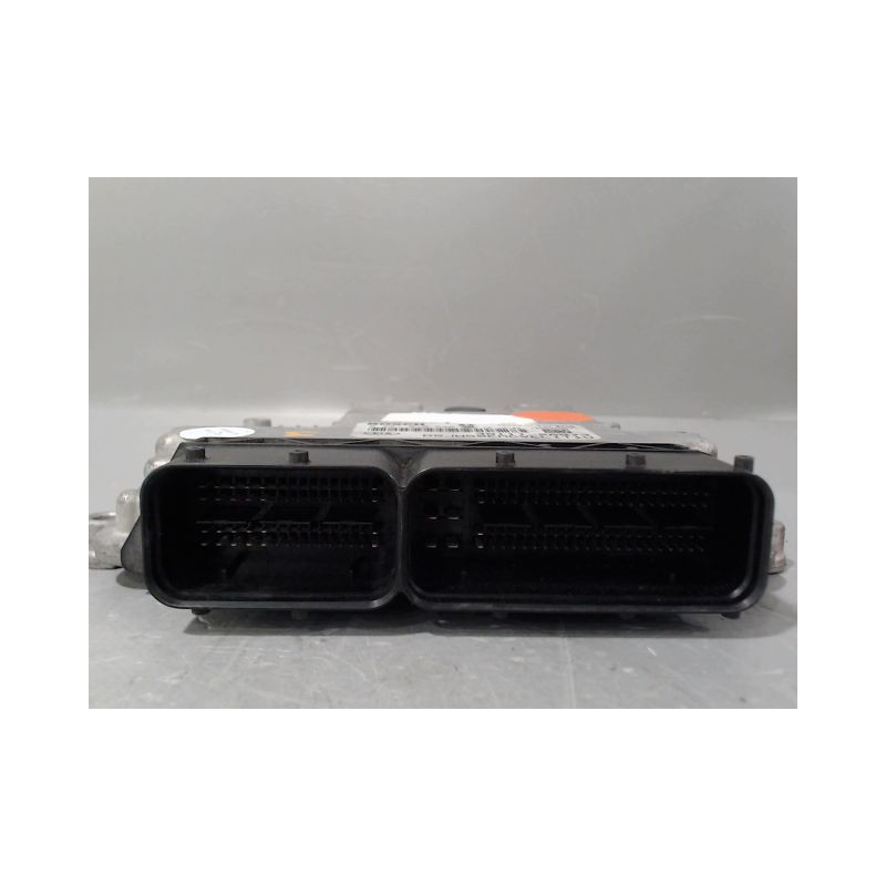 CALCULATEUR MOTEUR KIA CEE-D