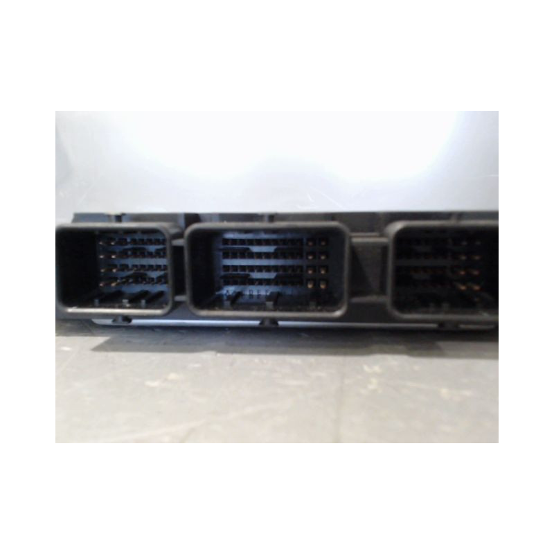 CALCULATEUR MOTEUR PEUGEOT 407