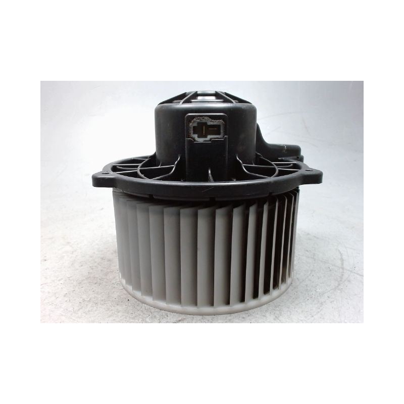 MOTEUR VENTILATEUR CHAUFFAGE HYUNDAI SANTA FE 4X4 00-