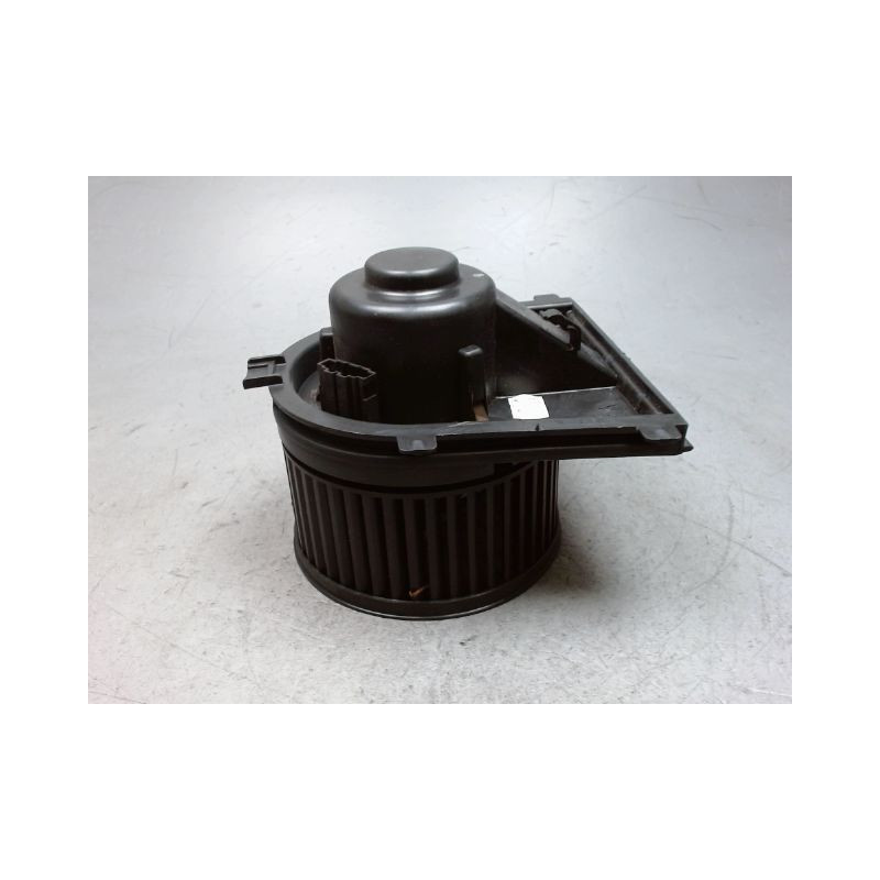 MOTEUR VENTILATEUR CHAUFFAGE VOLKSWAGEN POLO 99-2001