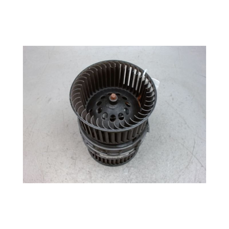 MOTEUR VENTILATEUR CHAUFFAGE RENAULT SCENIC
