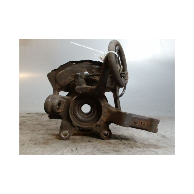 PIVOT AVANT GAUCHE NISSAN ALMERA