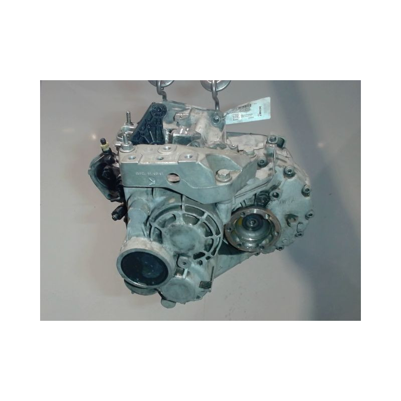 BOITE A VITESSE MECANIQUE VOLKSWAGEN CADDY VAN 2004- 2.0 TDI