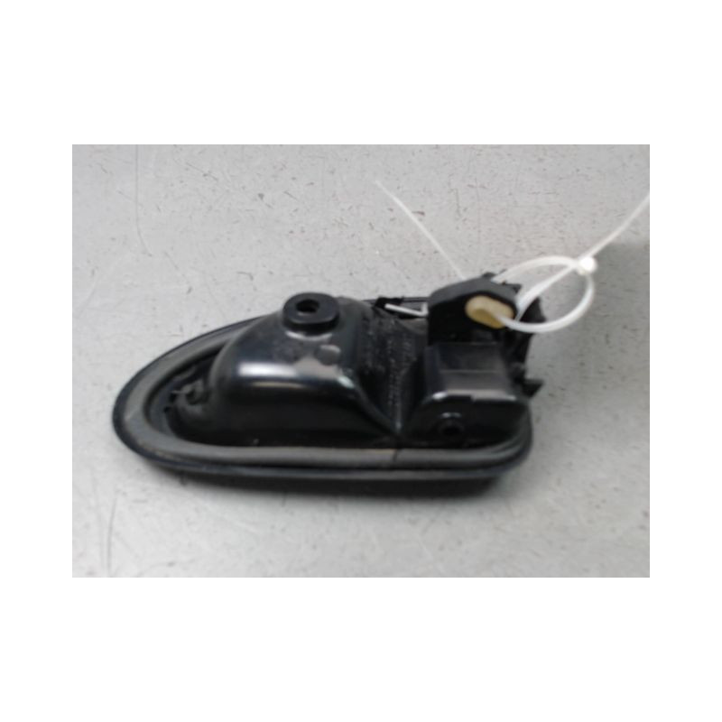 POIGNEE INTERIEURE PORTE ARRIERE GAUCHE DACIA LOGAN BERL. I Phase 2 2008-2012