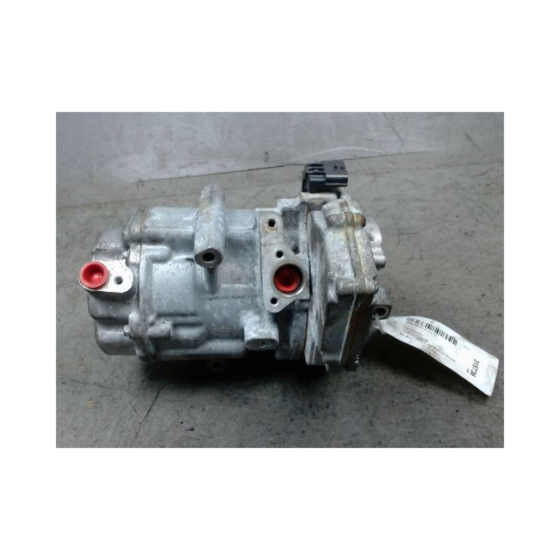 COMPRESSEUR AIR CONDITIONNE RENAULT CLIO