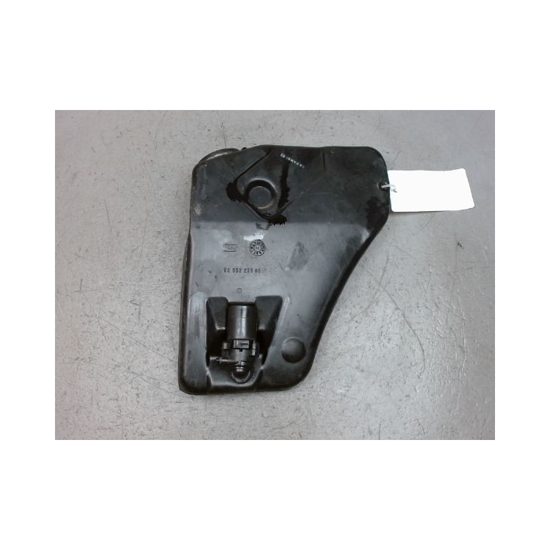 RESERVOIR LAVE-GLACE ARRIERE PEUGEOT 205 87-98