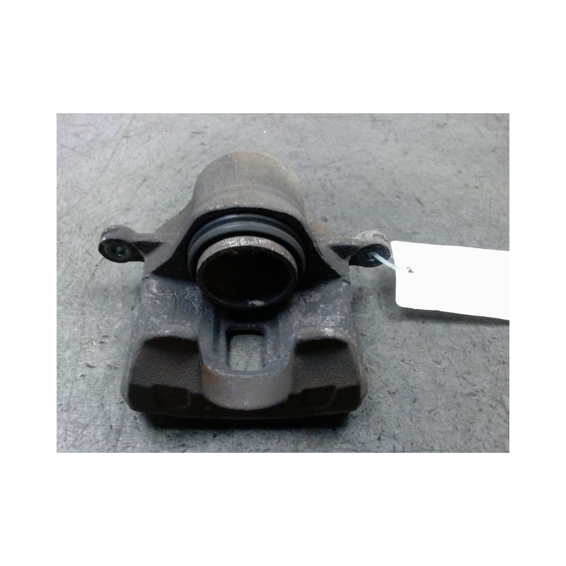 ETRIER DE FREIN AVANT GAUCHE HYUNDAI TUCSON -04