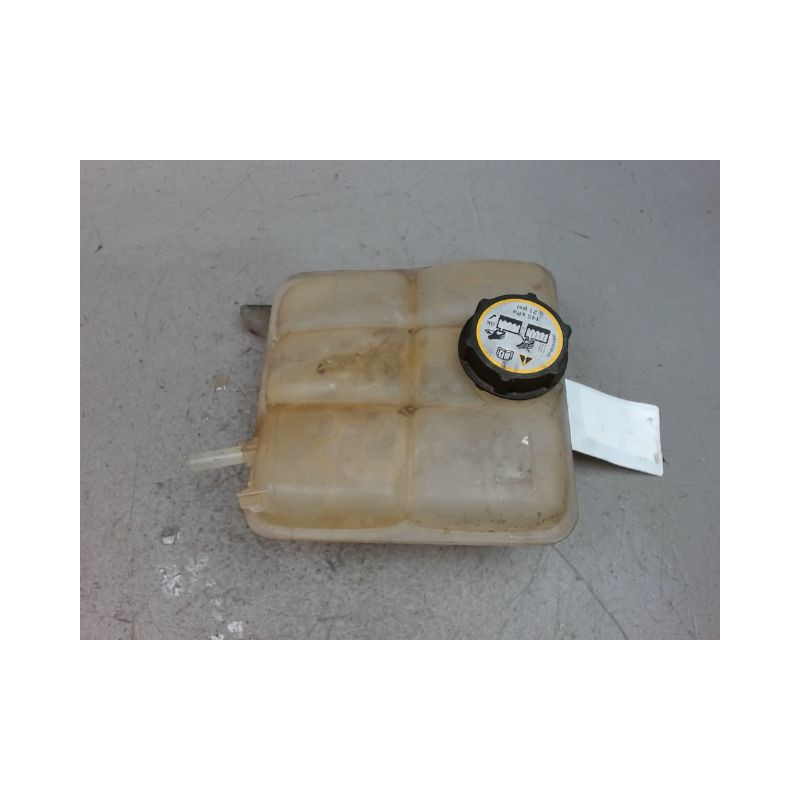 VASE EXPANSION VOLVO V50
