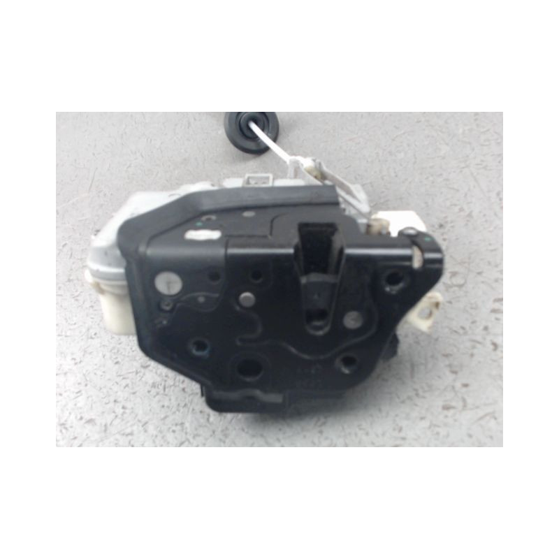 SYSTEME CONDAMNATION AVANT GAUCHE AUDI A3