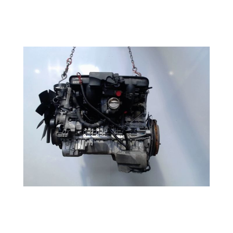 MOTEUR ESSENCE B.M.W. SERIE 5 520 i