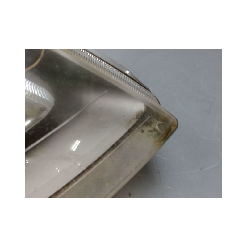 PHARE DROIT RENAULT TRAFIC COMBI L1H1 1000KG 2001-