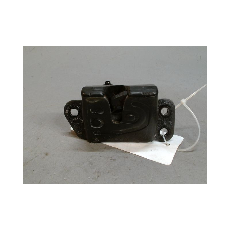 SERRURE HAYON  HYUNDAI SANTA FE 4X4 00-