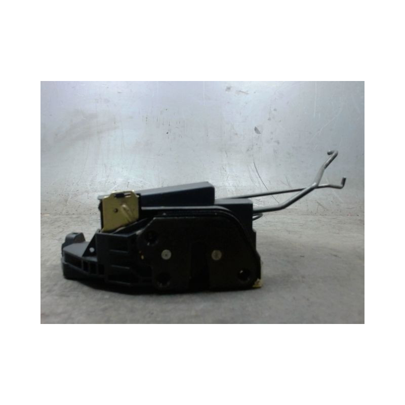SYSTEME CONDAMNATION AVANT GAUCHE HYUNDAI TUCSON -04