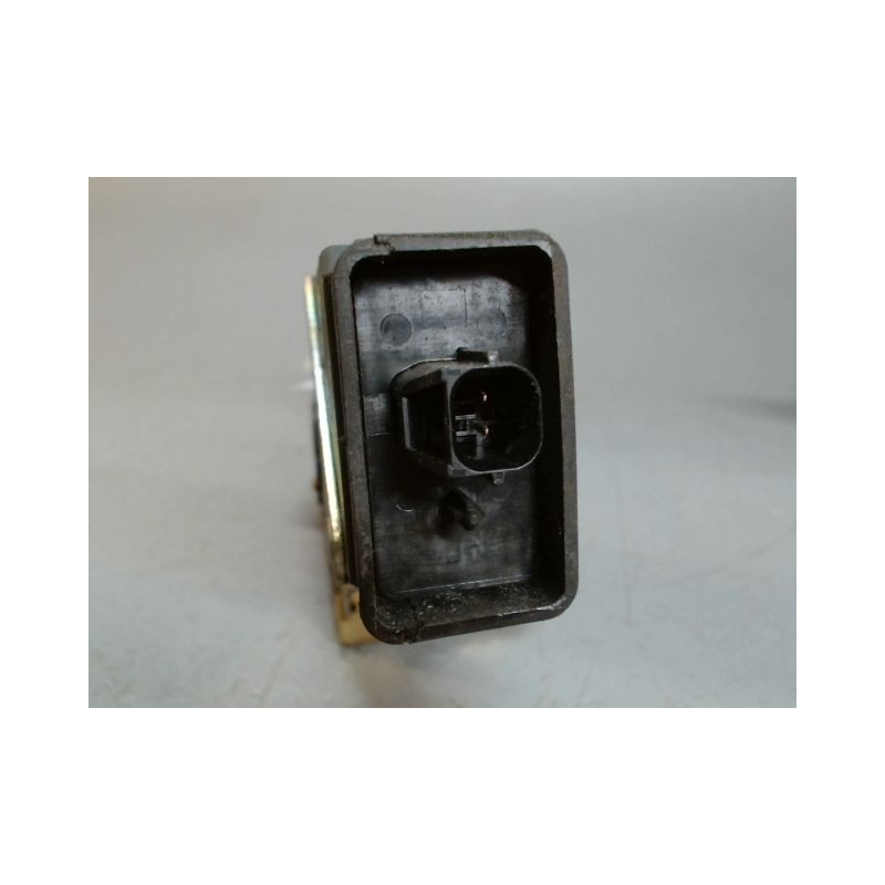 SYSTEME CONDAMNATION AVANT GAUCHE VOLVO S40 2000-