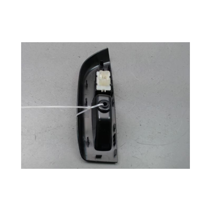 COMMANDE LEVE-GLACE PORTE ARG DACIA SPRING