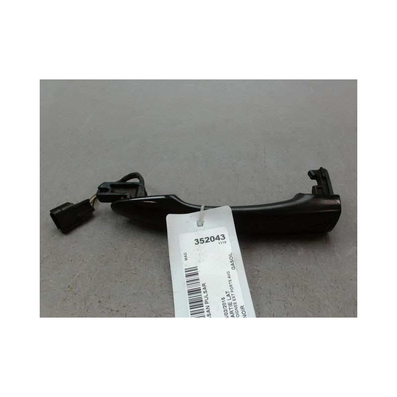POIGNEE EXTERIEURE PORTE AVANT GAUCHE NISSAN PULSAR
