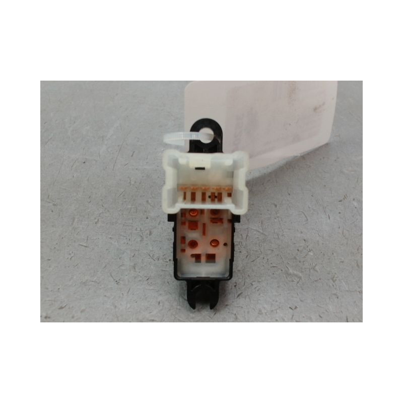 COMMANDE LEVE-GLACE PORTE ARD NISSAN PULSAR