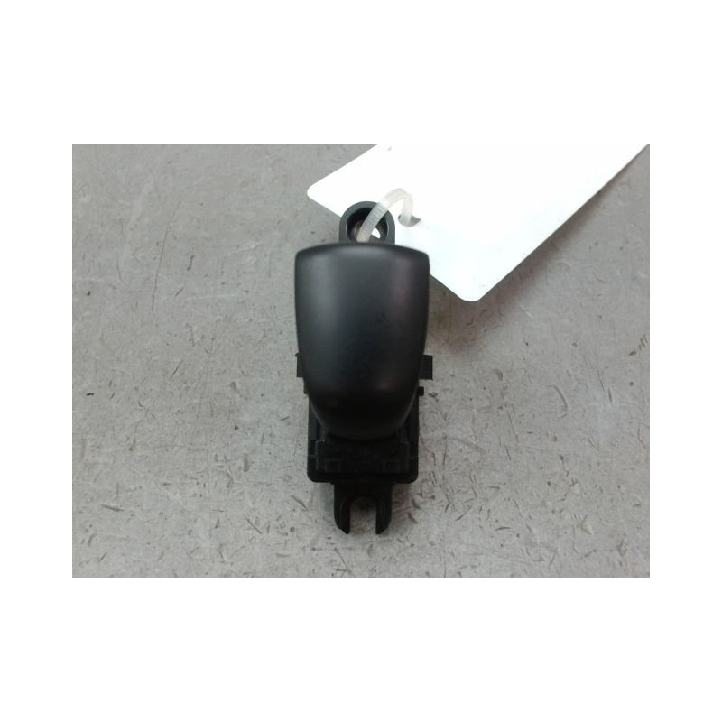 COMMANDE LEVE-GLACE PORTE ARG NISSAN PULSAR