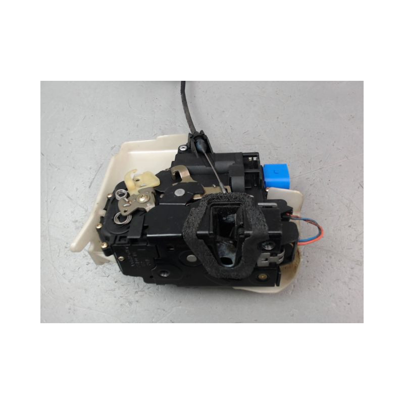 SYSTEME CONDAMNATION AVANT GAUCHE VOLKSWAGEN POLO IV Phase 2 (9N) 2005-2009
