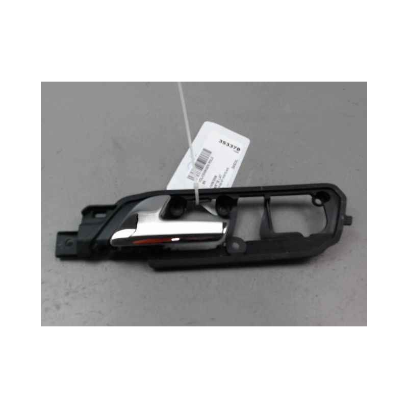 POIGNEE INTERIEURE PORTE AVANT GAUCHE VOLKSWAGEN POLO IV Phase 2 (9N) 2005-2009