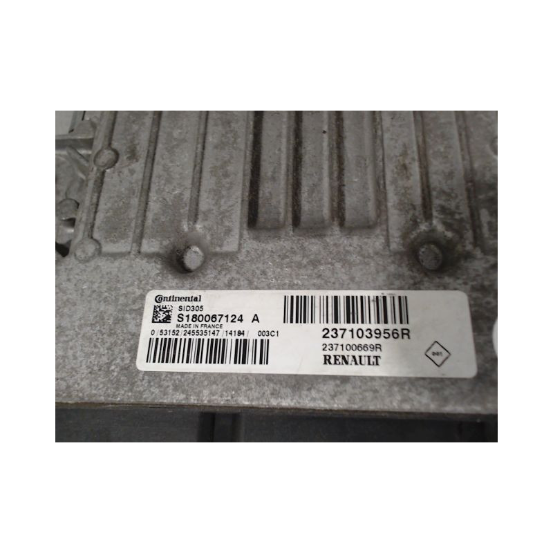 CALCULATEUR MOTEUR RENAULT MEGANE