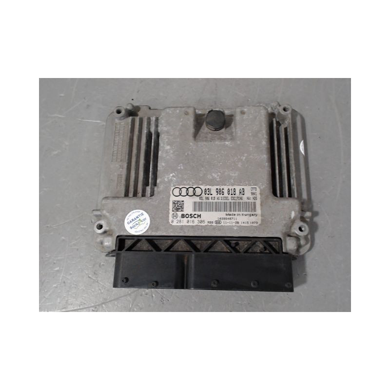 CALCULATEUR MOTEUR AUDI A3