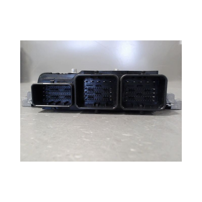 CALCULATEUR MOTEUR FORD MONDEO